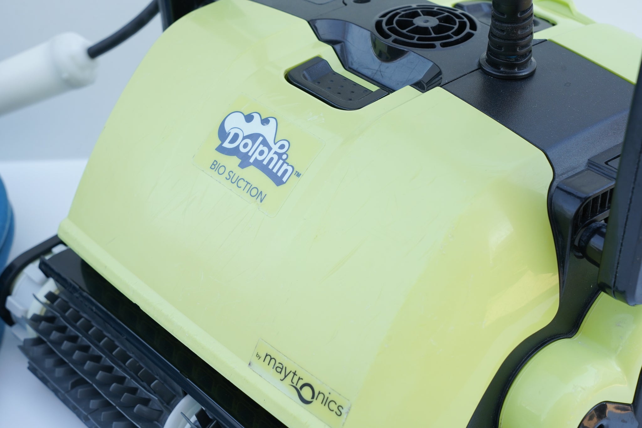 Robot piscina Dolphin BIO Suction
