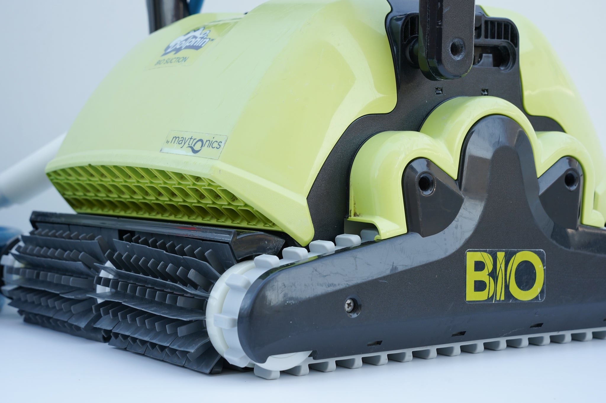 Robot piscina Dolphin BIO Suction