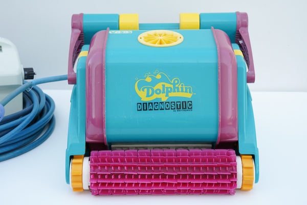 Dolphin Diagnostic Pool Robot