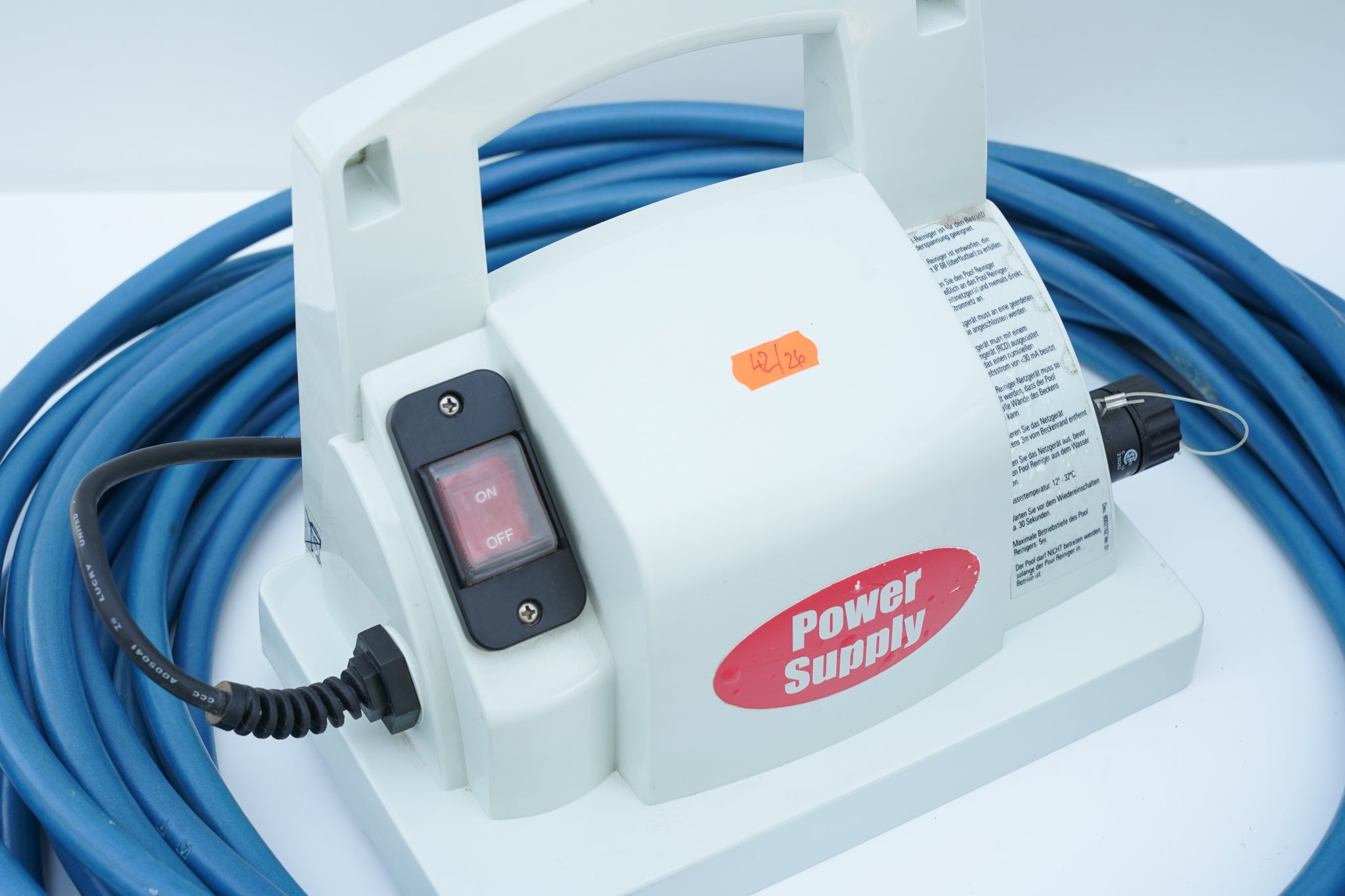 Dolphin Diagnostic Pool Robot