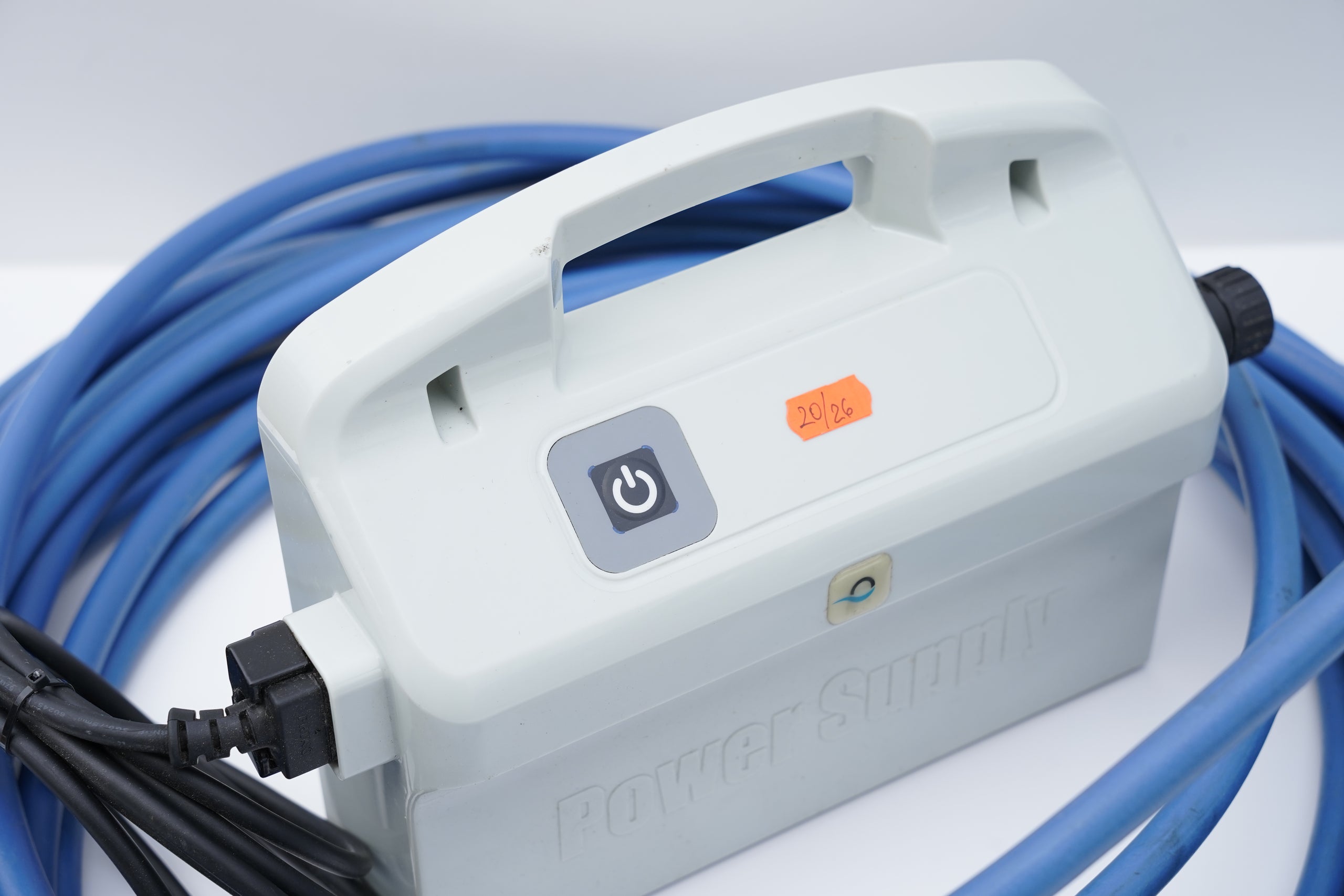 Robot piscina Dolphin Maytronics F60