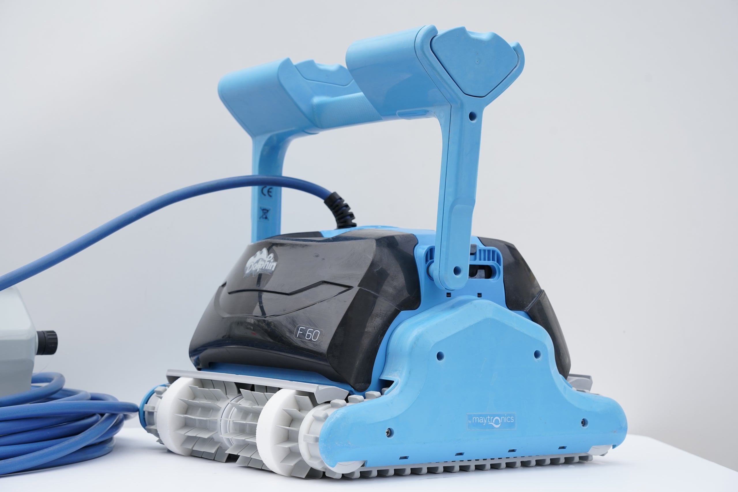 Robot piscina Dolphin Maytronics F60