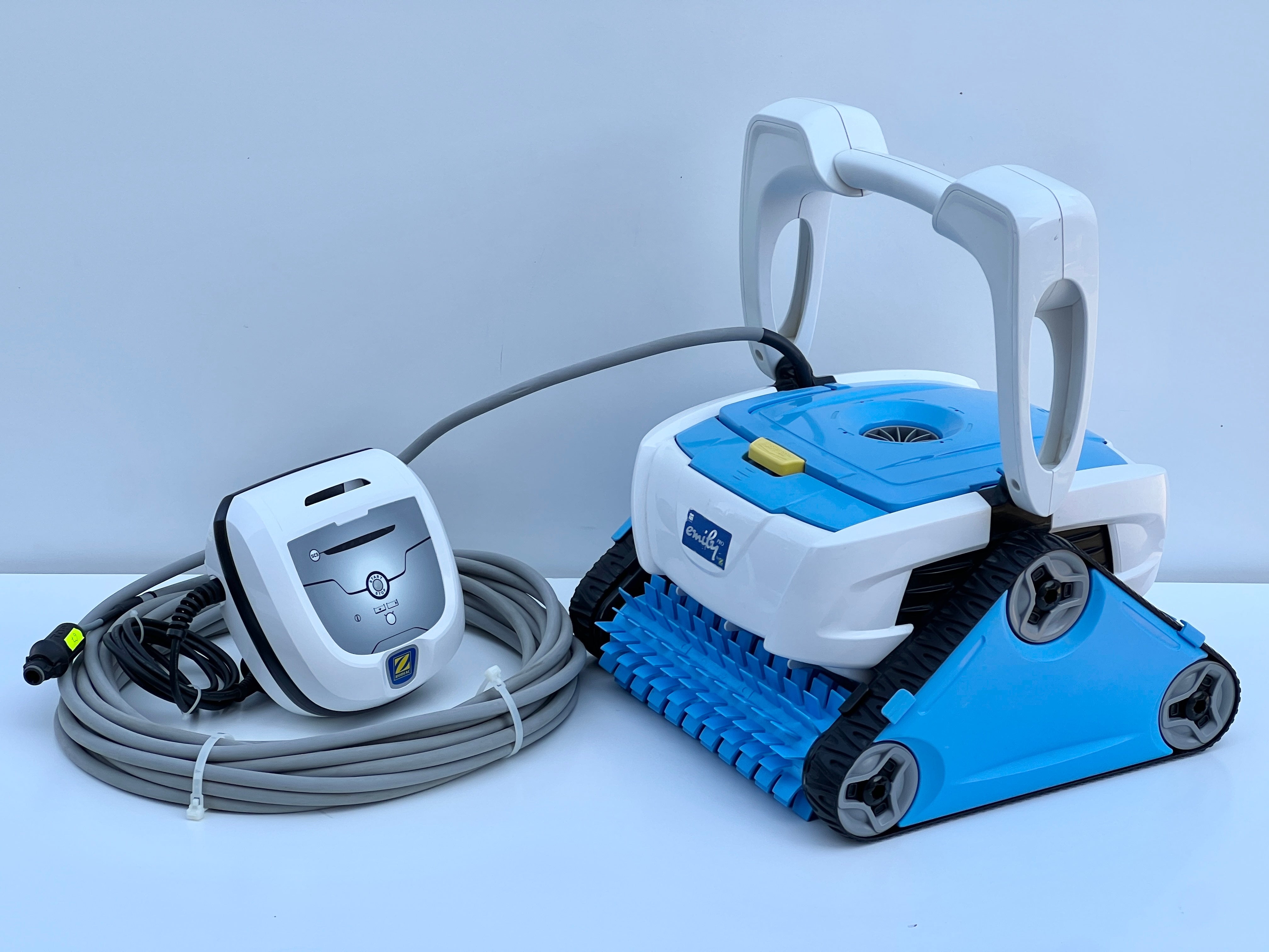 Robot pool cleaner Zodiac CyclonX RC4360