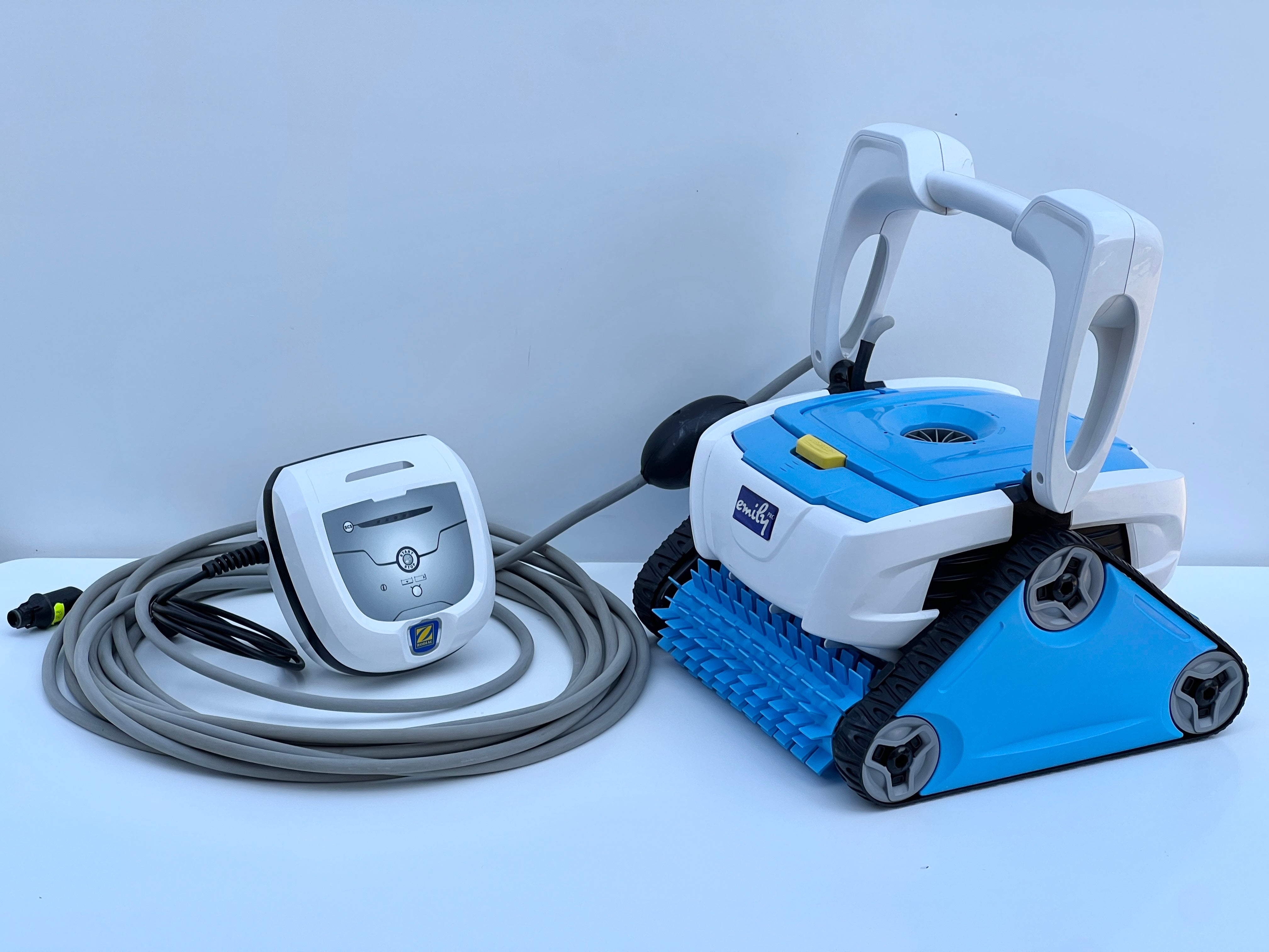 Robot pool cleaner Zodiac CyclonX RC4360