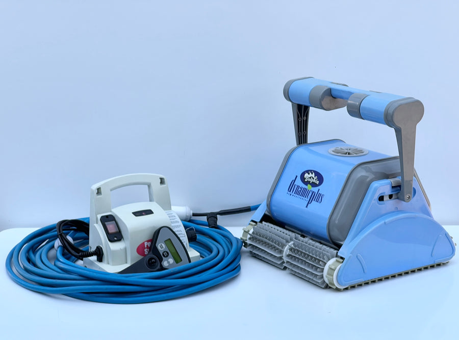 Dolphin Dynamic Plus Pool Robot