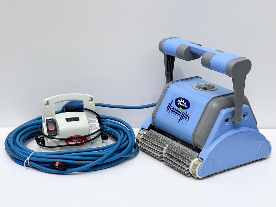Dolphin Dynamic Plus Pool Robot