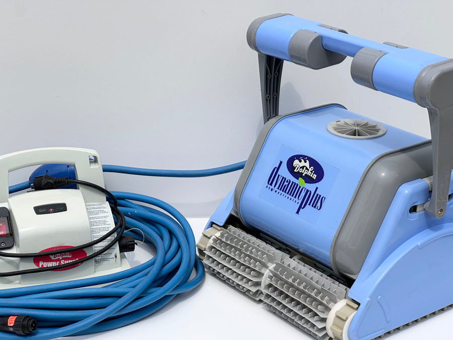 Dolphin Dynamic Plus Pool Robot