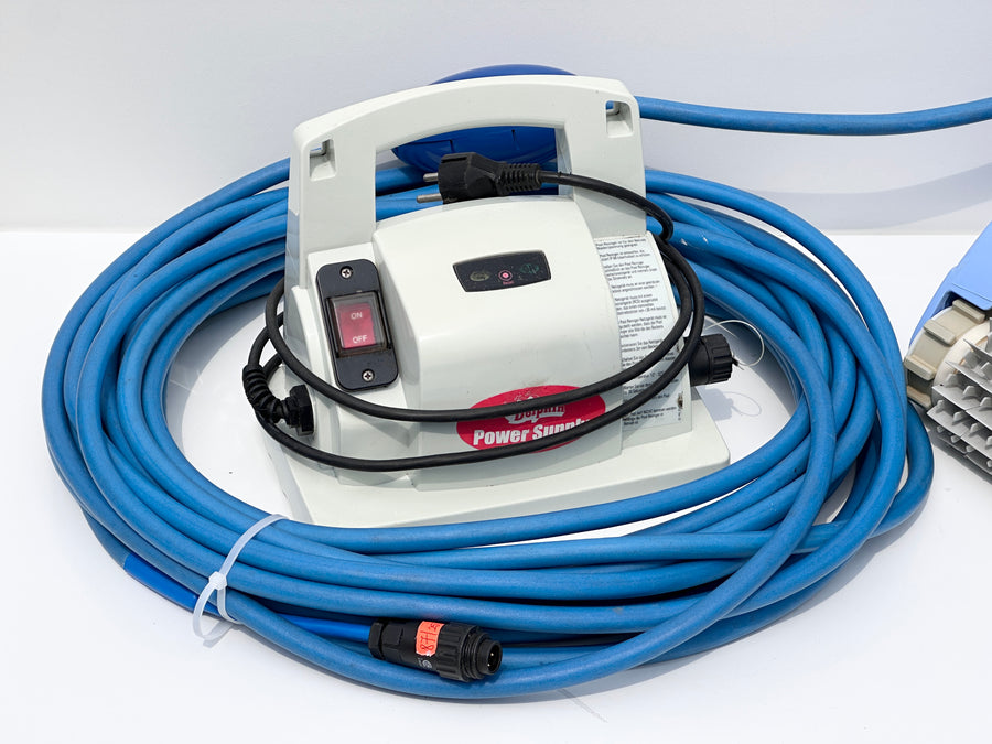 Dolphin Dynamic Plus Pool Robot