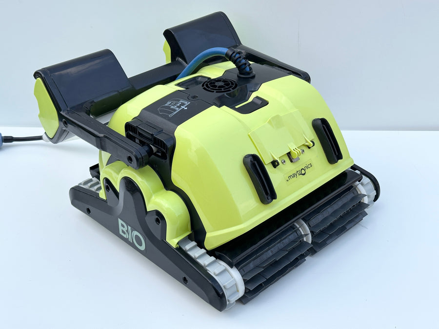 Dolphin BIO Suction Pool Robot (Complete with BIO Accessories)