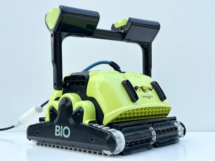 Dolphin BIO Suction Pool Robot (Complete with BIO Accessories)