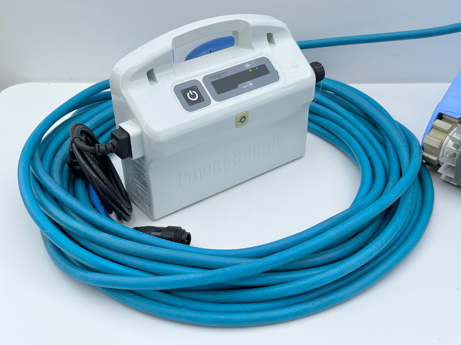 Dolphin Dynamic Plus Pool Robot