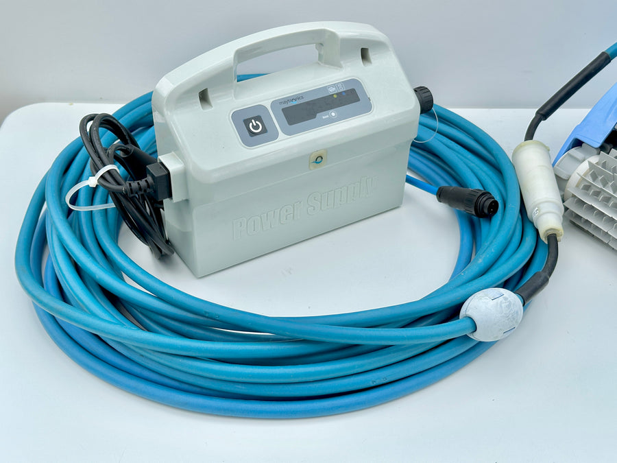 Dolphin Dynamic Plus Pool Robot