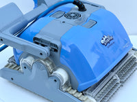 Dolphin Supreme M5 Pool Robot