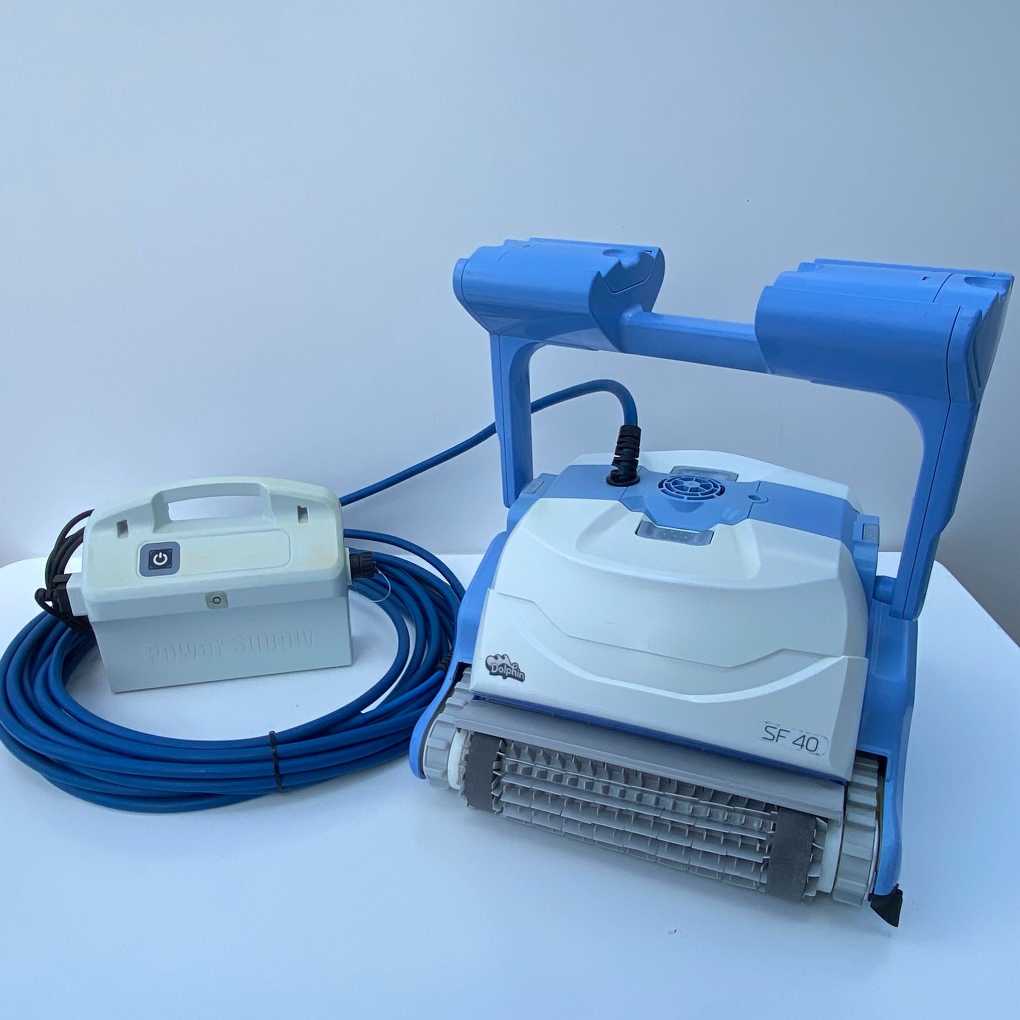 Dolphin Maytronics SF40 Pool Robot