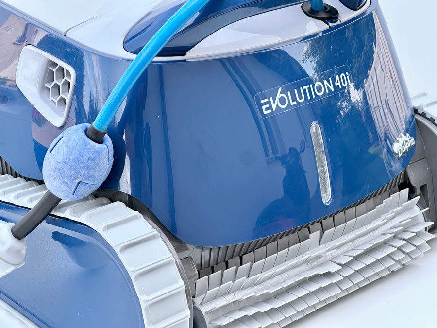 Dolphin Maytronics Evolution 40i Pool Robot