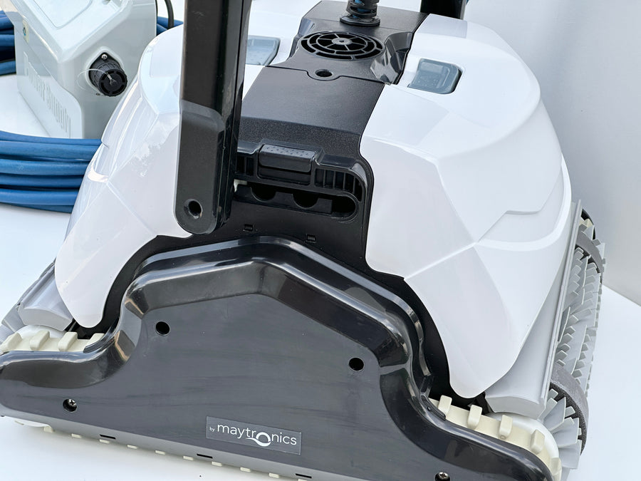 Dolphin Maytronics PS50 Pool Robot