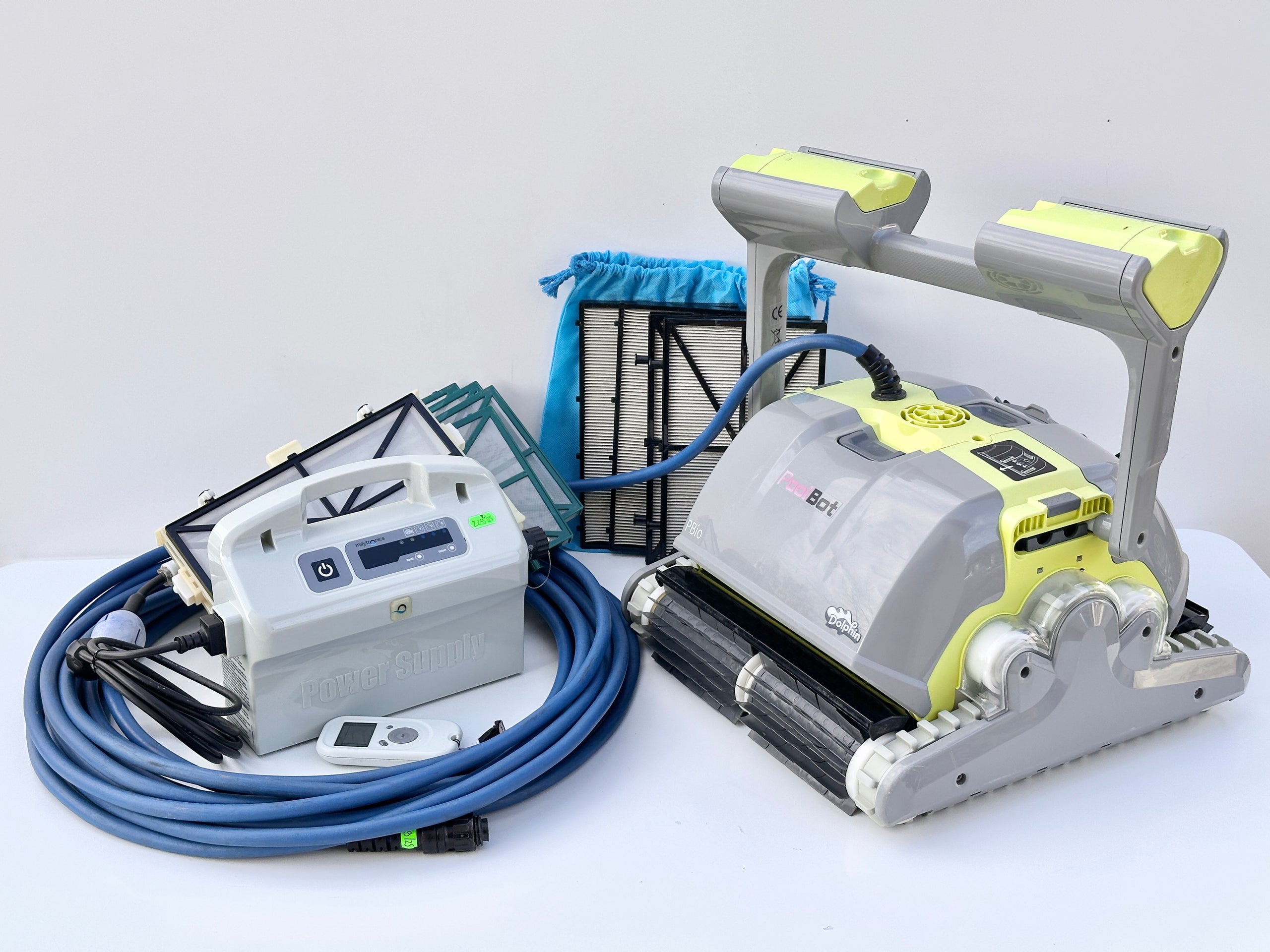 Robot piscina Dolphin Maytronics BIO Suction