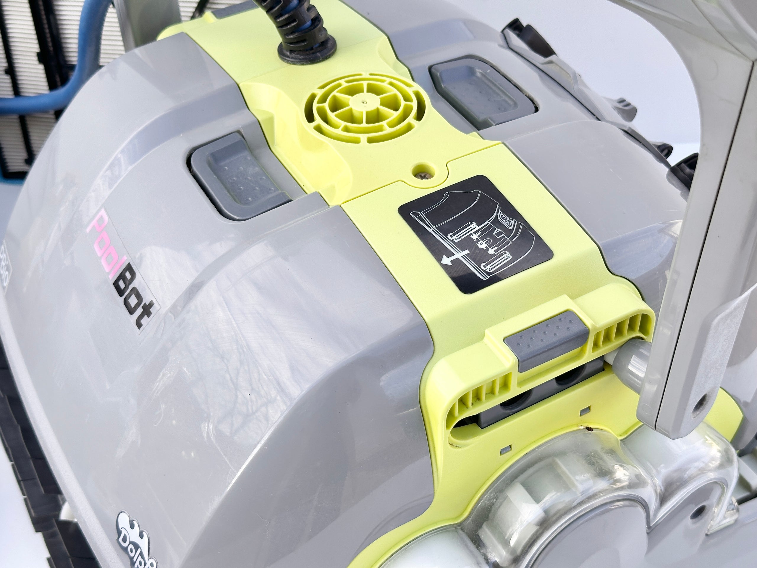 Robot piscina Dolphin Maytronics BIO Suction