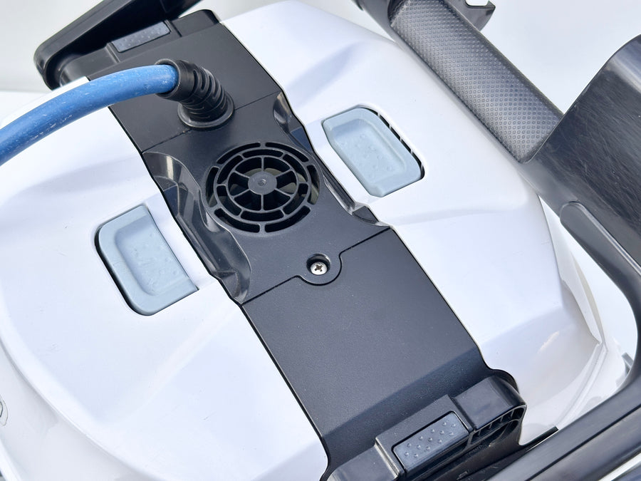 Dolphin Maytronics PS60 Wi-Fi IoT Pool Robot