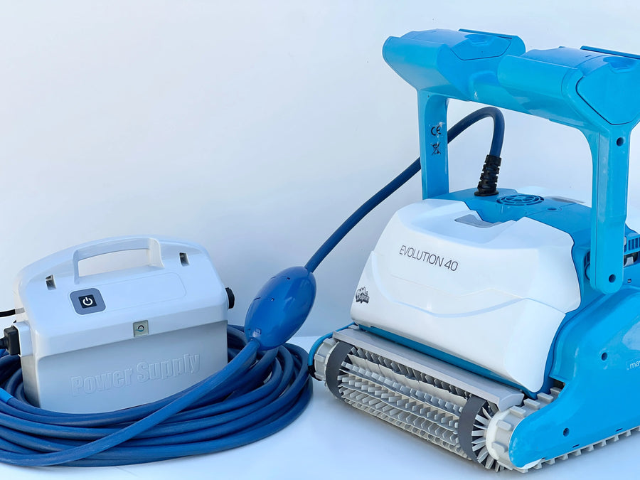 Dolphin Evolution 40 Pool Robot