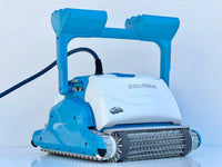 Dolphin Evolution 40 Pool Robot