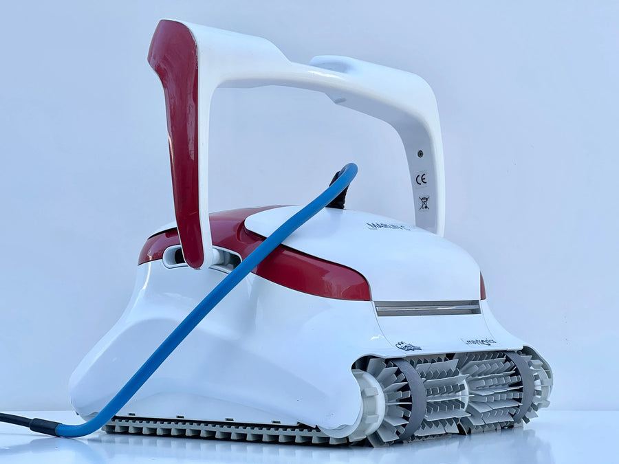 Dolphin Marlin C Pool Robot