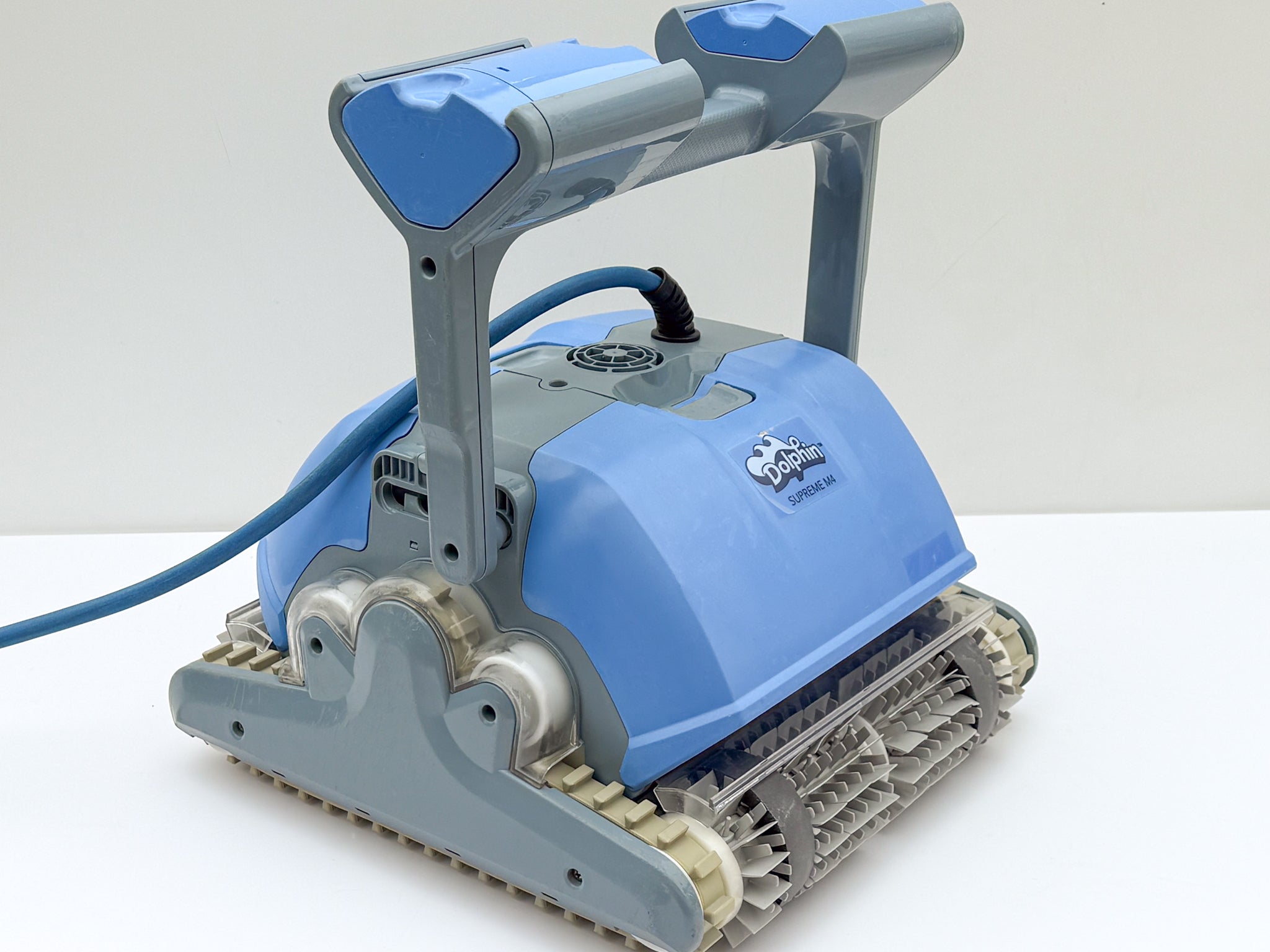 Robot piscina Dolphin Maytronics Supreme M4