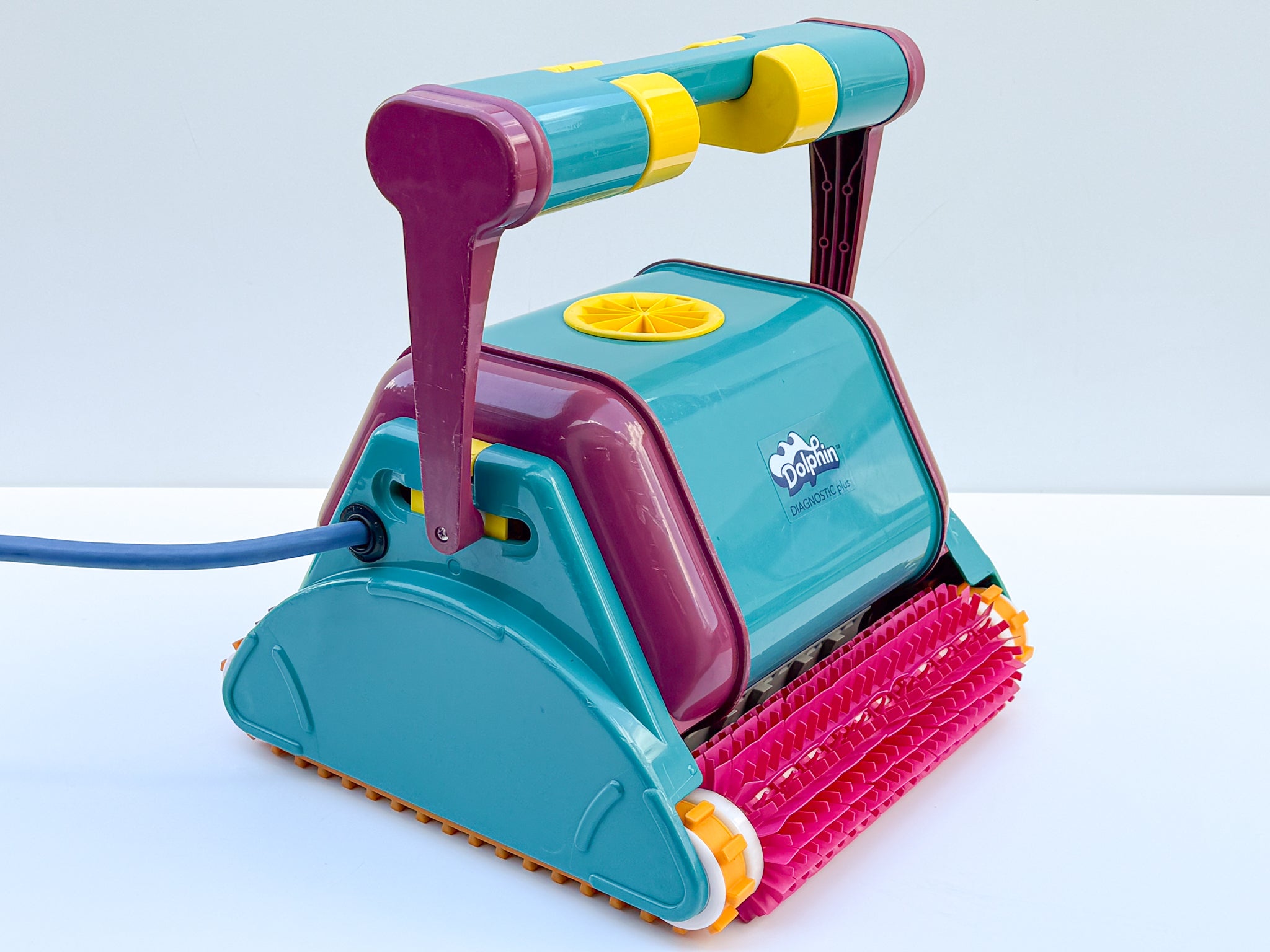 Dolphin Diagnostic Plus Pool Robot