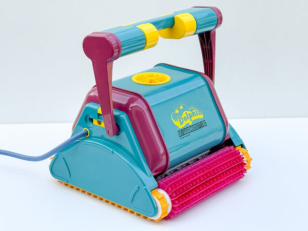 Dolphin Diagnostic Pool Robot