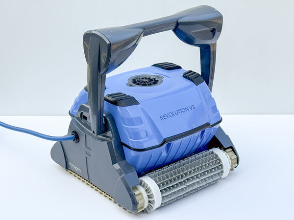 Dolphin Revolution V3 Pool Robot