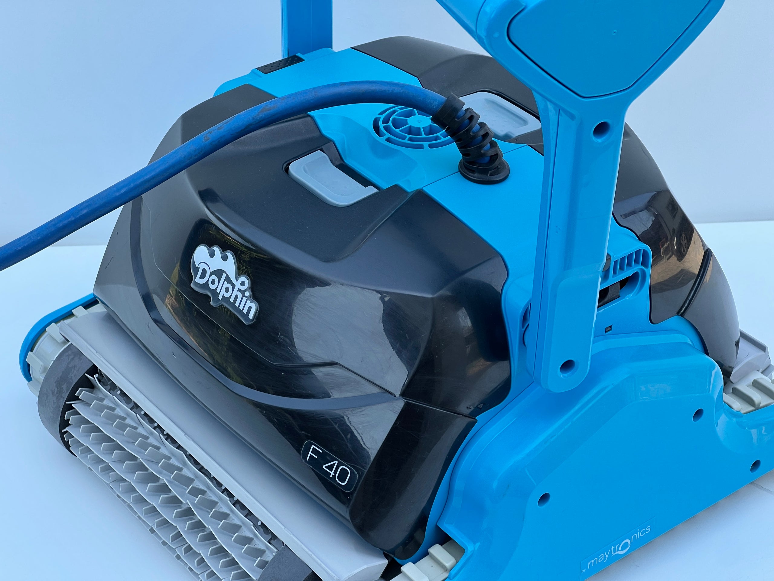 Robot piscina Dolphin Maytronics F40