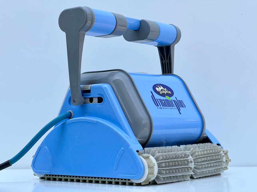 Dolphin Dynamic Plus Pool Robot