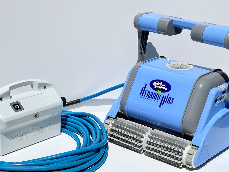 Dolphin Dynamic Plus Pool Robot