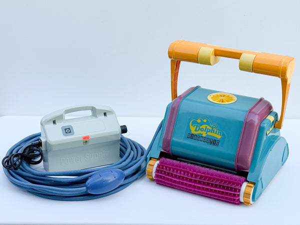 Dolphin Diagnostic Pool Robot