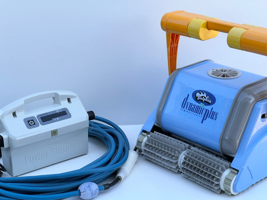Dolphin Dynamic Plus Pool Robot