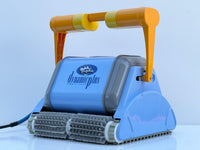 Dolphin Dynamic Plus Pool Robot