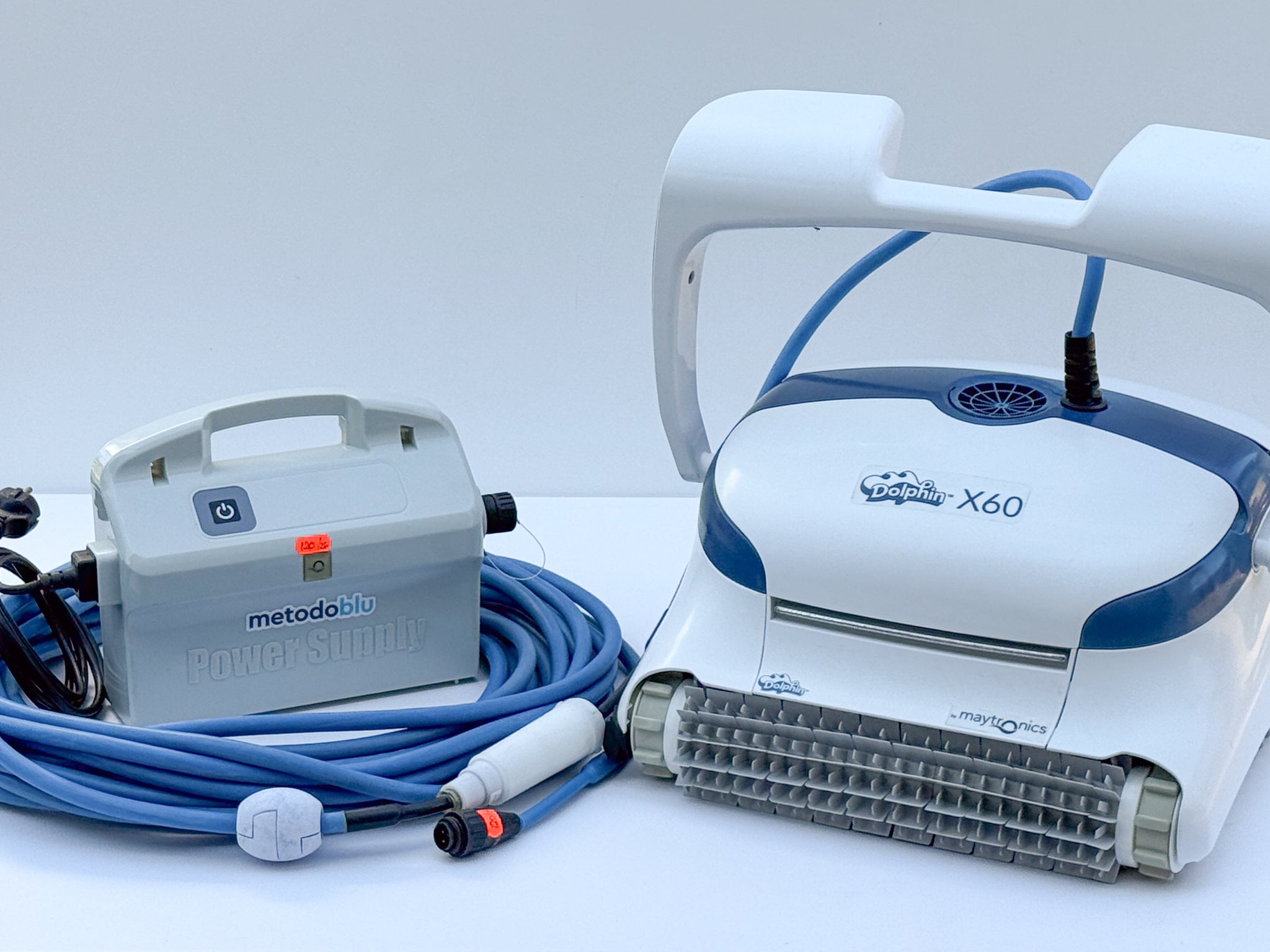 Dolphin Maytronics Maximus X60 Pool Robot