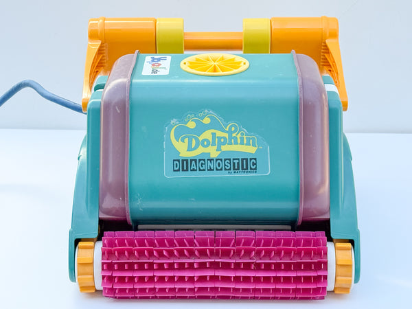 Dolphin Diagnostic Pool Robot