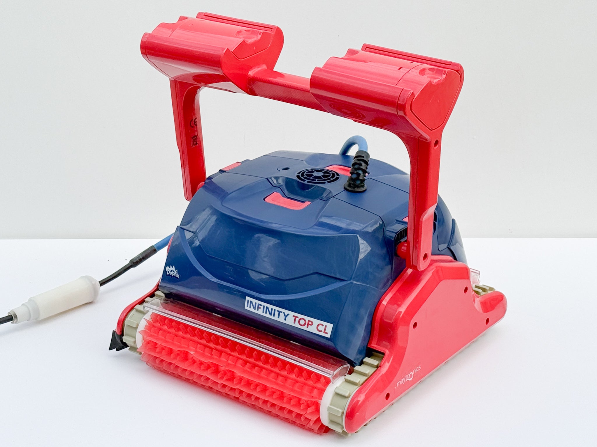Dolphin Infinity Top CL Pool Robot