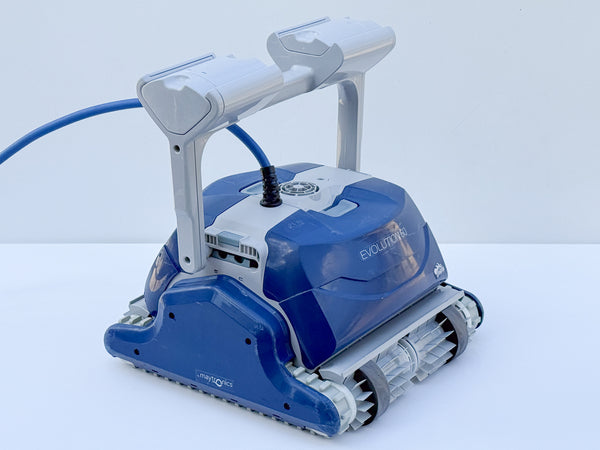 Dolphin Evolution 60 Pool Robot