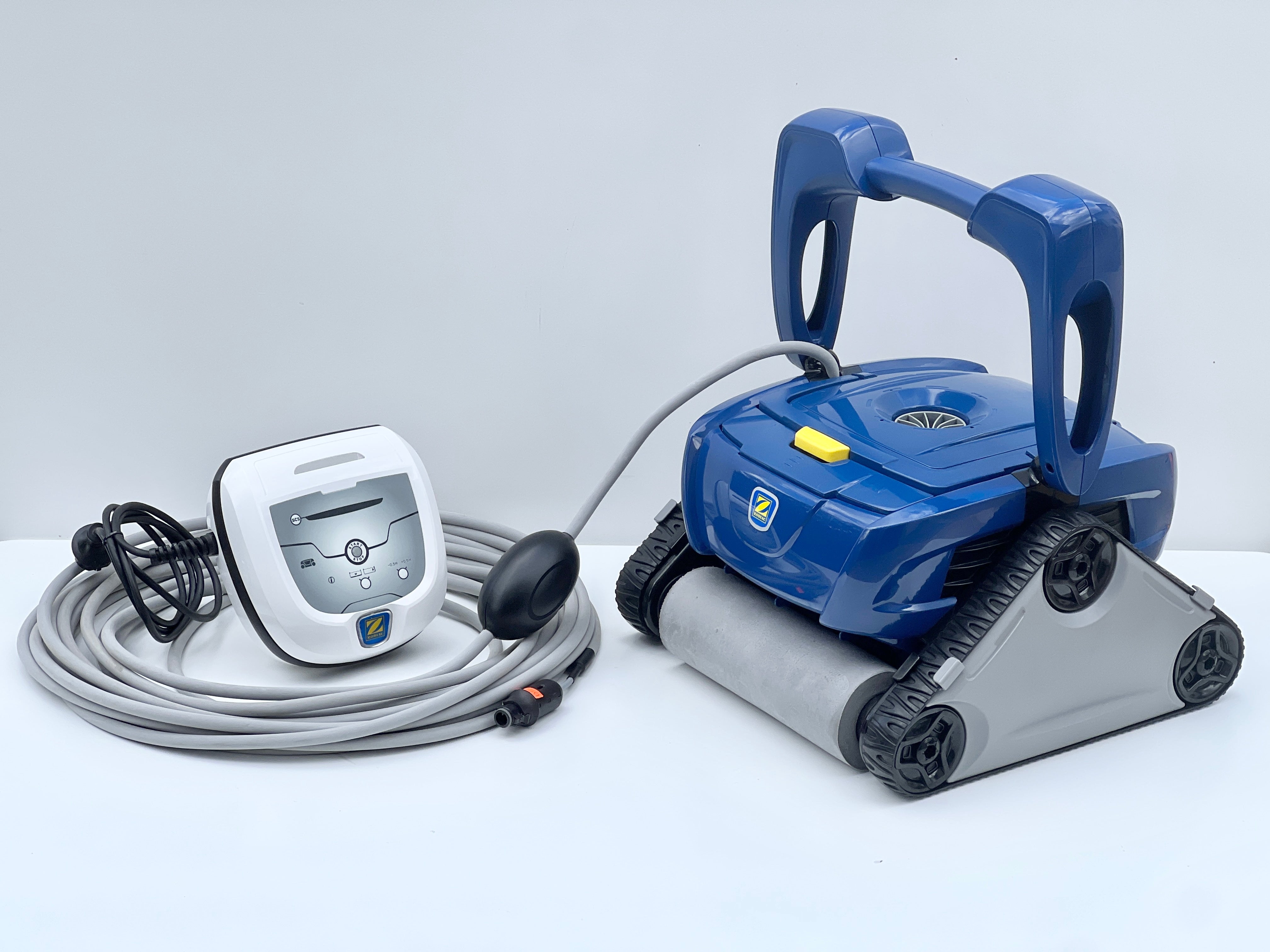 Robot pool cleaner Zodiac CyclonX RC4400