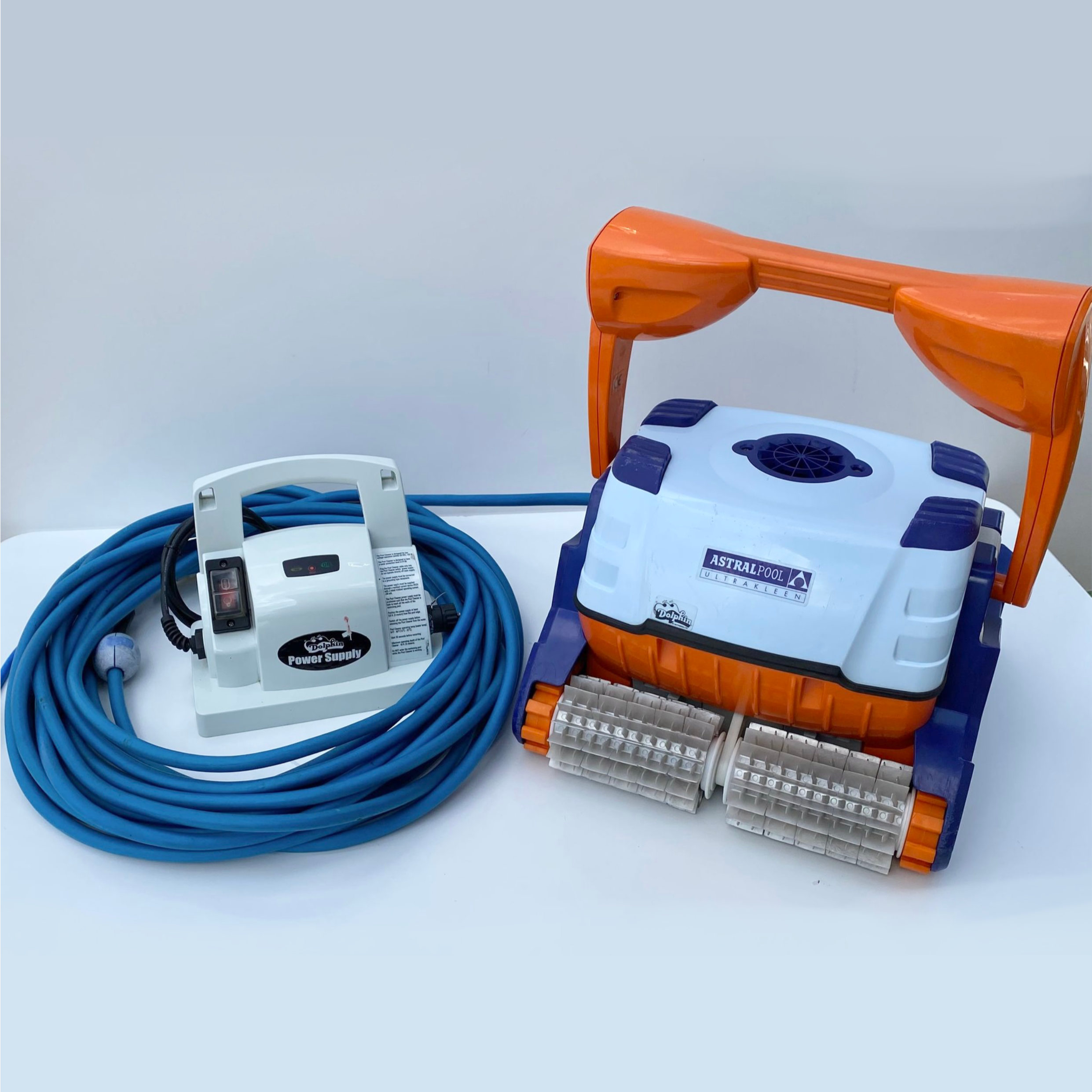 Robot piscina Dolphin Astralpool Ultrakleen